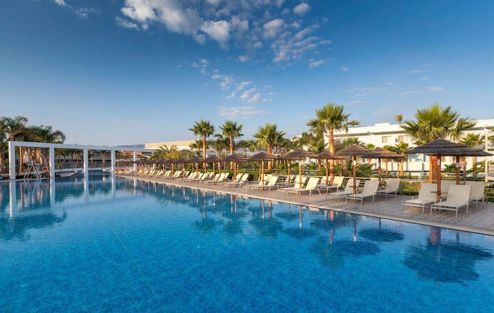 Blue Lagoon Resort Lambi  Extérieur photo